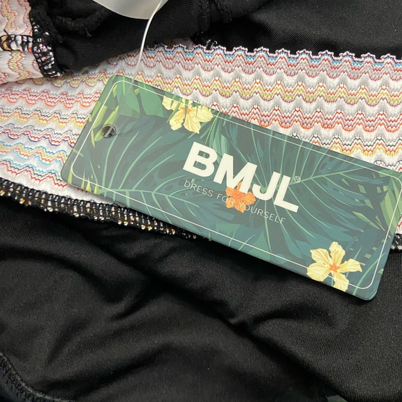 NWT Blooming Jelly Small Bikini - Picture 7 of 7